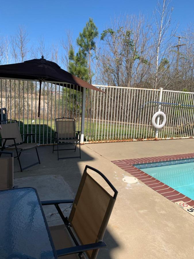 Rodeway Inn & Suites Winnfield Extérieur photo