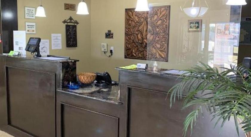 Rodeway Inn & Suites Winnfield Extérieur photo
