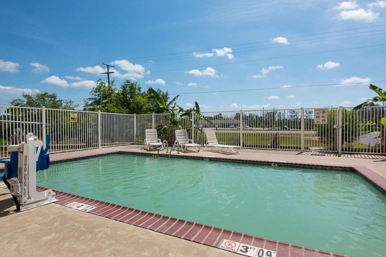 Rodeway Inn & Suites Winnfield Extérieur photo